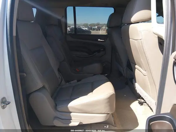 1GNSCHKC7JR389360 2018 CHEVROLET SUBURBAN - Image 8