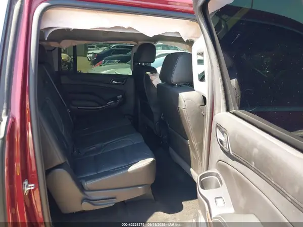 1GNSCHKC7JR392873 2018 CHEVROLET SUBURBAN - Image 8
