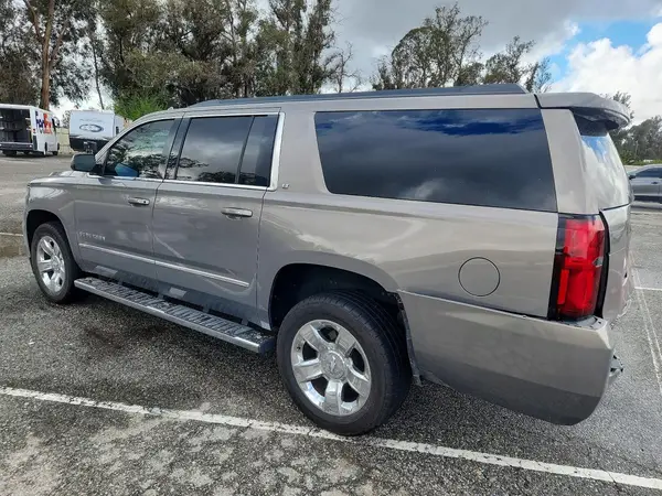 1GNSCHKC7KR122124 2019 CHEVROLET SUBURBAN - Image 2