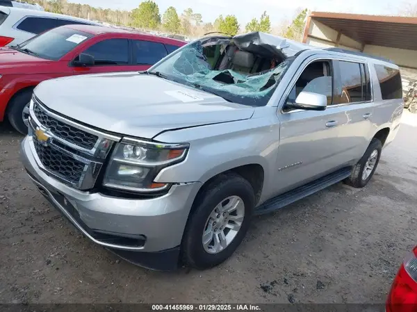 1GNSCHKC7KR168732 2019 CHEVROLET SUBURBAN - Image 2