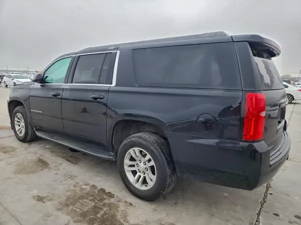 1GNSCHKC7KR207013 2019 CHEVROLET SUBURBAN - Image 2
