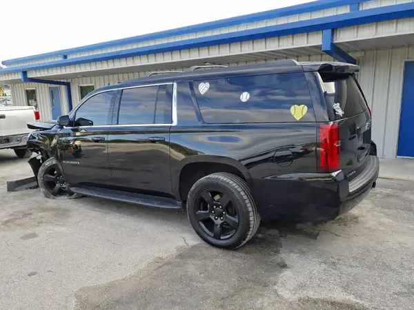 1GNSCHKC7KR227911 2019 CHEVROLET SUBURBAN - Image 2