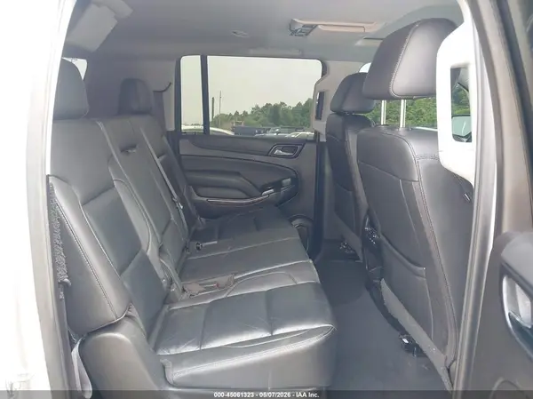 1GNSCHKC7KR237287 2019 CHEVROLET SUBURBAN - Image 8