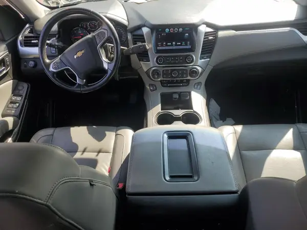 1GNSCHKC7KR402318 2019 CHEVROLET SUBURBAN - Image 8
