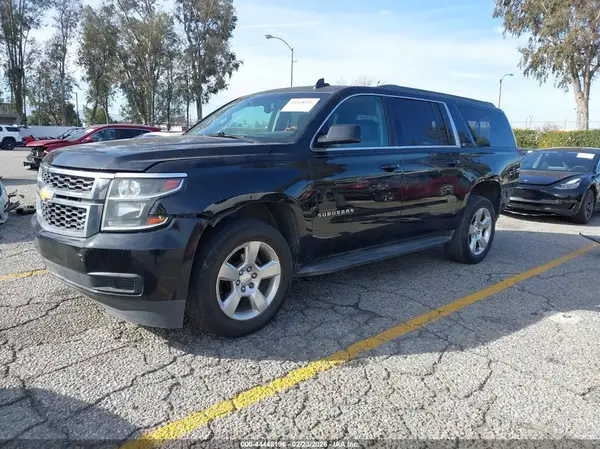1GNSCHKC8GR232557 2016 CHEVROLET SUBURBAN - Image 2
