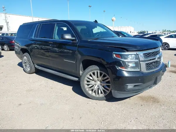 1GNSCHKC8GR302266 2016 CHEVROLET SUBURBAN - Image 1