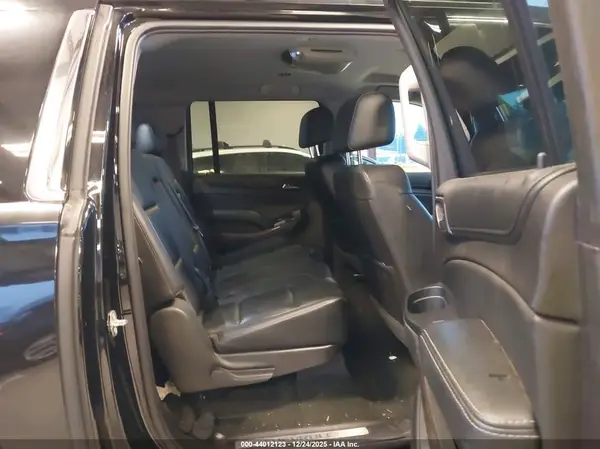 1GNSCHKC8GR471509 2016 CHEVROLET SUBURBAN - Image 8