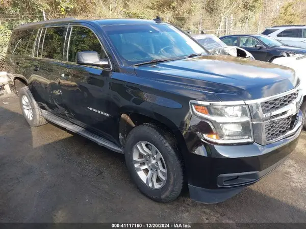 1GNSCHKC8HR152631 2017 CHEVROLET SUBURBAN - Image 1