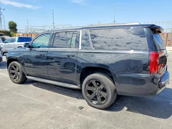 1GNSCHKC8HR184611 2017 CHEVROLET SUBURBAN - Image 2