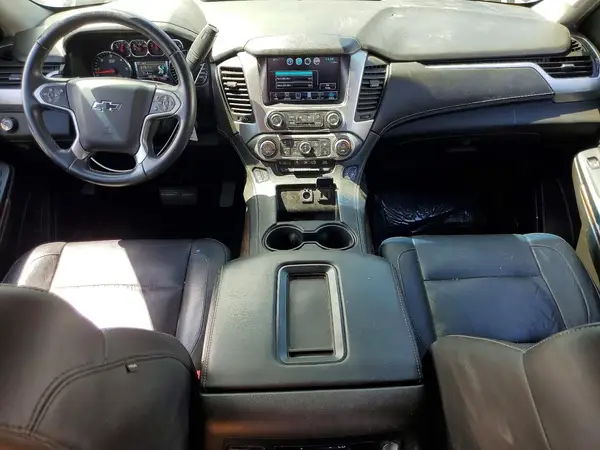1GNSCHKC8HR184611 2017 CHEVROLET SUBURBAN - Image 8