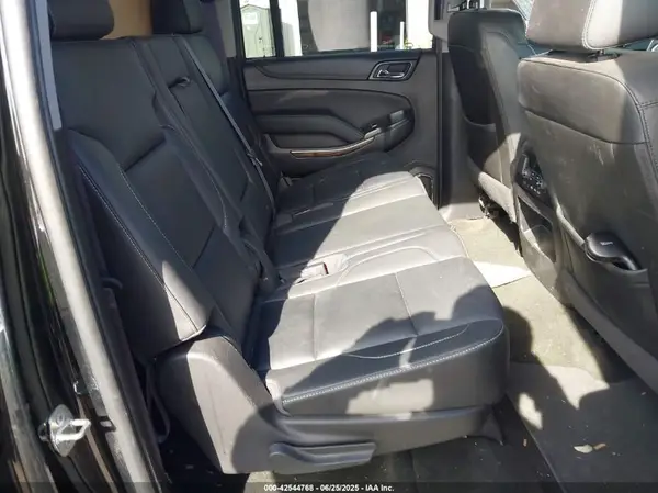 1GNSCHKC8HR233807 2017 CHEVROLET SUBURBAN - Image 8
