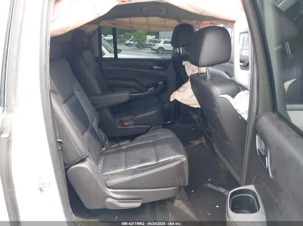 1GNSCHKC8HR344552 2017 CHEVROLET SUBURBAN - Image 8