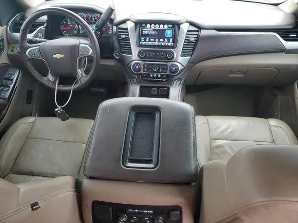 1GNSCHKC8JR122373 2018 CHEVROLET SUBURBAN - Image 8
