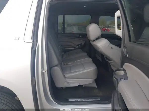 1GNSCHKC8JR132126 2018 CHEVROLET SUBURBAN - Image 8