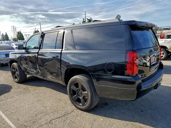 1GNSCHKC8JR263430 2018 CHEVROLET SUBURBAN - Image 2