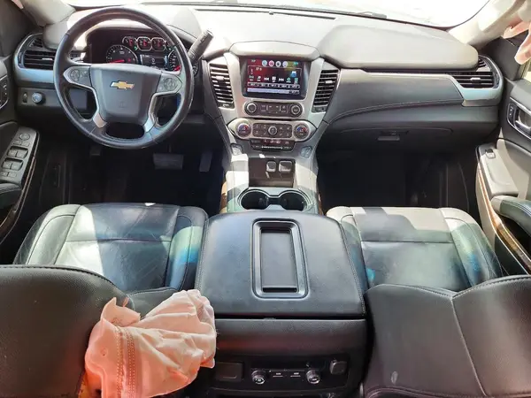 1GNSCHKC8JR273066 2018 CHEVROLET SUBURBAN - Image 8