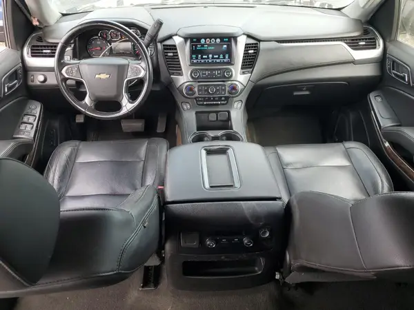 1GNSCHKC8JR336716 2018 CHEVROLET SUBURBAN - Image 8
