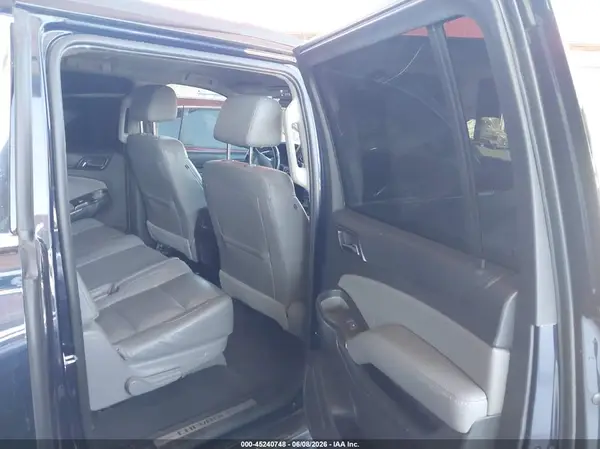 1GNSCHKC8KR124741 2019 CHEVROLET SUBURBAN - Image 8