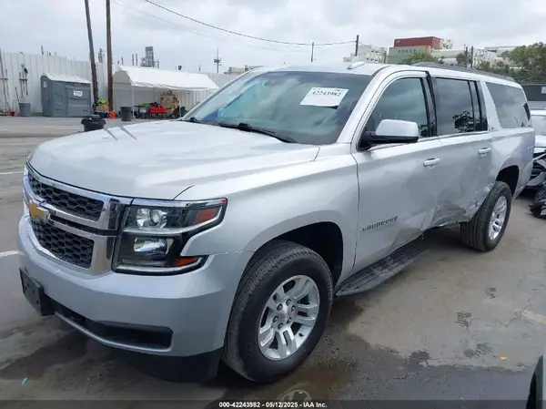 1GNSCHKC8KR172885 2019 CHEVROLET SUBURBAN - Image 2