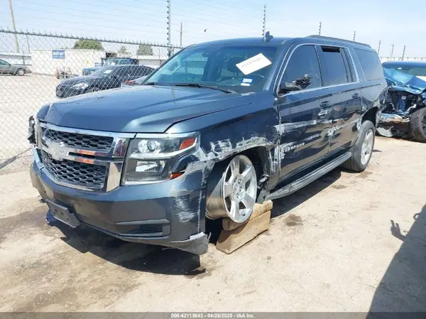 1GNSCHKC8KR380930 2019 CHEVROLET SUBURBAN - Image 2