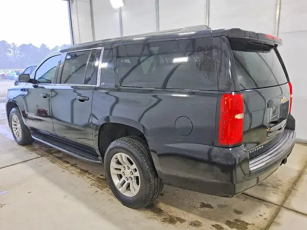 1GNSCHKC8LR174945 2020 CHEVROLET SUBURBAN - Image 2