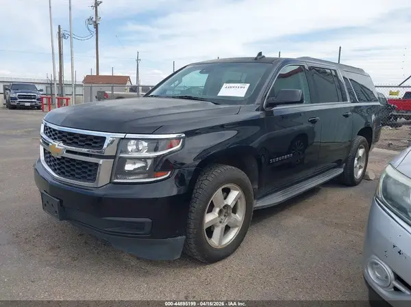 1GNSCHKC9GR107647 2016 CHEVROLET SUBURBAN - Image 2