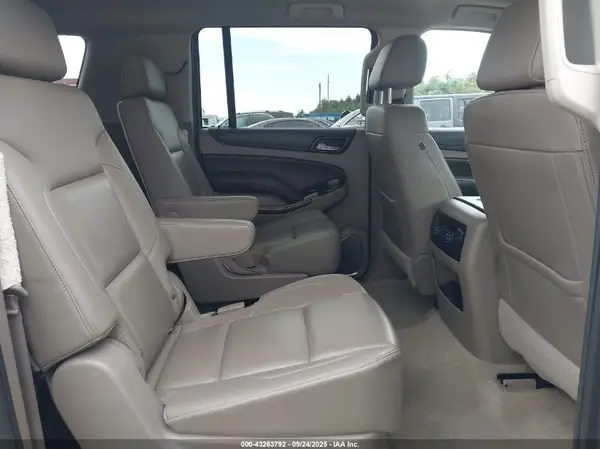 1GNSCHKC9GR207134 2016 CHEVROLET SUBURBAN - Image 8
