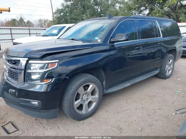1GNSCHKC9GR286918 2016 CHEVROLET SUBURBAN - Image 2