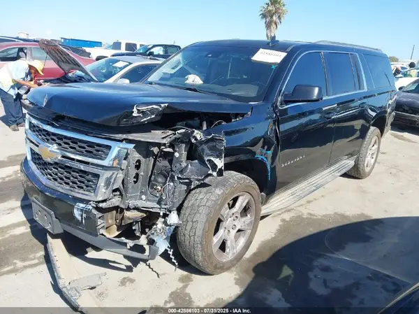 1GNSCHKC9GR336393 2016 CHEVROLET SUBURBAN - Image 2