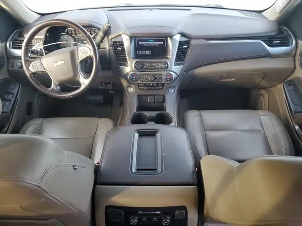 1GNSCHKC9HR135854 2017 CHEVROLET SUBURBAN - Image 8