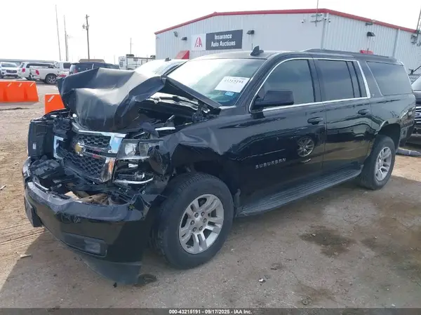 1GNSCHKC9HR221259 2017 CHEVROLET SUBURBAN - Image 2