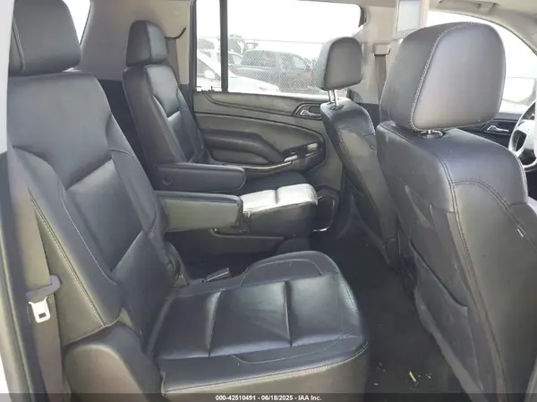 1GNSCHKC9HR287701 2017 CHEVROLET SUBURBAN - Image 8