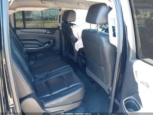 1GNSCHKC9HR311477 2017 CHEVROLET SUBURBAN - Image 8