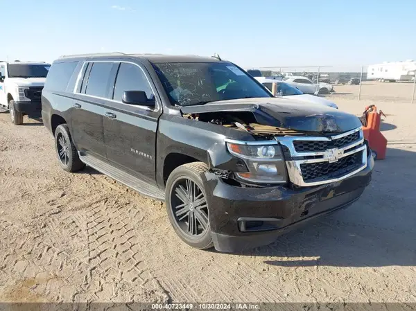 1GNSCHKC9HR315318 2017 CHEVROLET SUBURBAN - Image 1