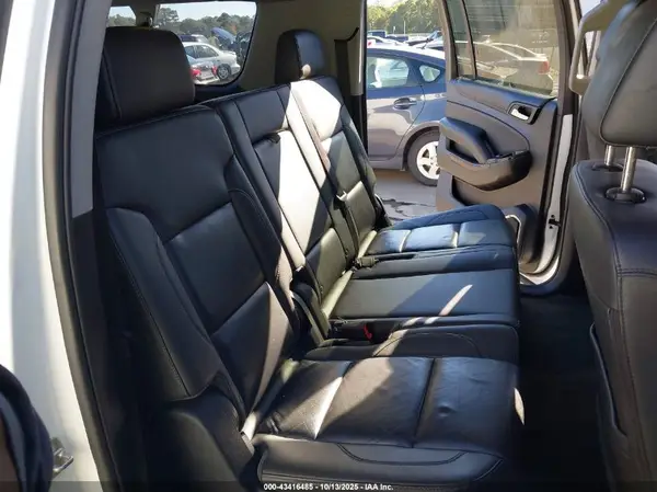1GNSCHKC9JR330746 2018 CHEVROLET SUBURBAN - Image 8
