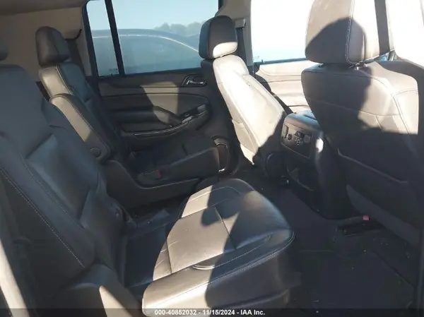 1GNSCHKC9KR327072 2019 CHEVROLET SUBURBAN - Image 8