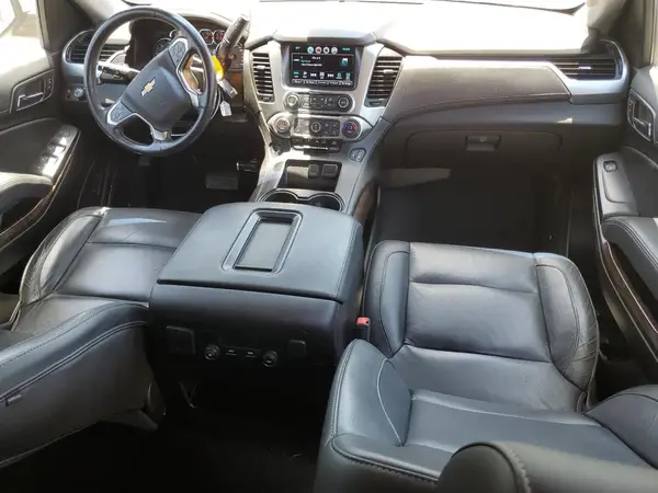 1GNSCHKC9KR329744 2019 CHEVROLET SUBURBAN - Image 8