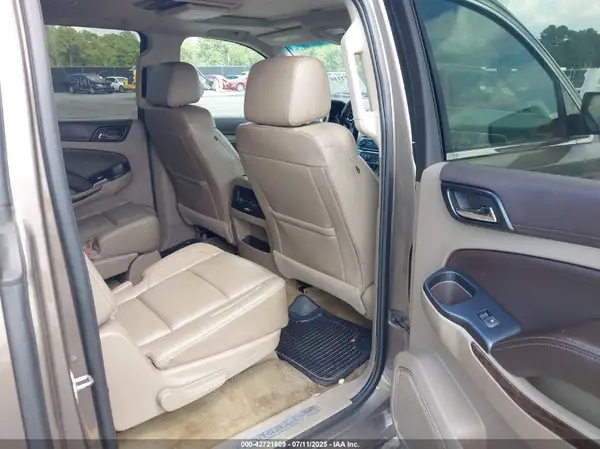 1GNSCHKCXGR346074 2016 CHEVROLET SUBURBAN - Image 8