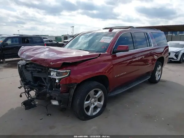 1GNSCHKCXHR263794 2017 CHEVROLET SUBURBAN - Image 2