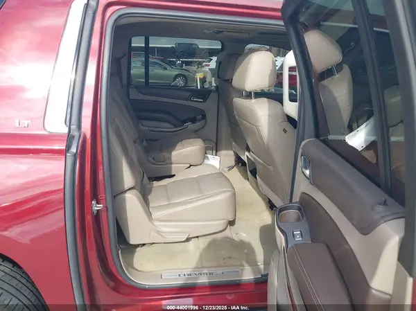 1GNSCHKCXHR263794 2017 CHEVROLET SUBURBAN - Image 8