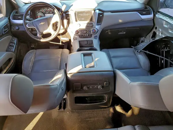 1GNSCHKCXJR114954 2018 CHEVROLET SUBURBAN - Image 8
