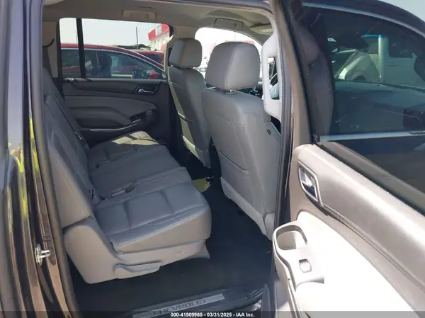 1GNSCHKCXJR128787 2018 CHEVROLET SUBURBAN - Image 8
