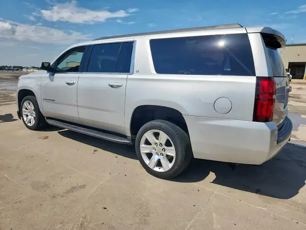 1GNSCHKCXJR253062 2018 CHEVROLET SUBURBAN - Image 2