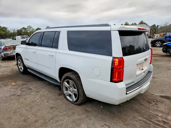 1GNSCHKCXJR265020 2018 CHEVROLET SUBURBAN - Image 2