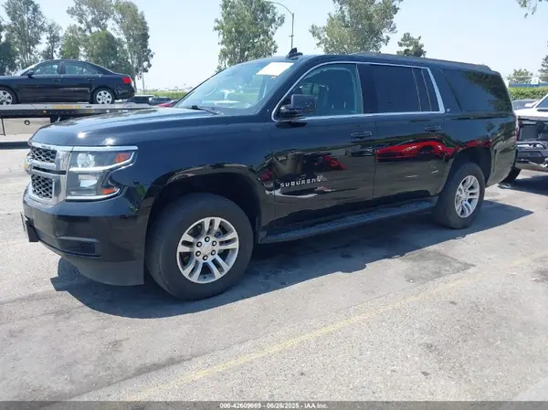 1GNSCHKCXKR185105 2019 CHEVROLET SUBURBAN - Image 2
