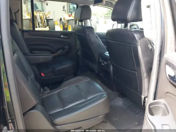 1GNSCHKCXKR188439 2019 CHEVROLET SUBURBAN - Image 8