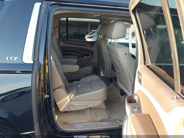 1GNSCJKC0GR148174 2016 CHEVROLET SUBURBAN - Image 8