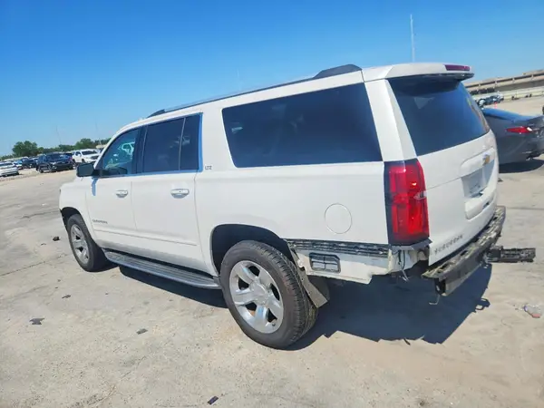 1GNSCJKC0GR169672 2016 CHEVROLET SUBURBAN - Image 2
