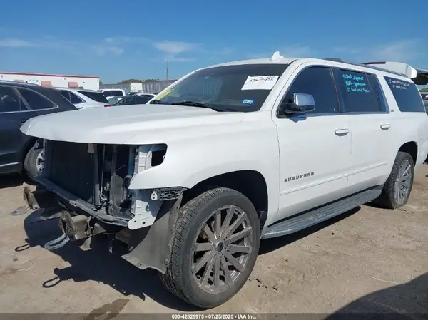 1GNSCJKC0GR361397 2016 CHEVROLET SUBURBAN - Image 2