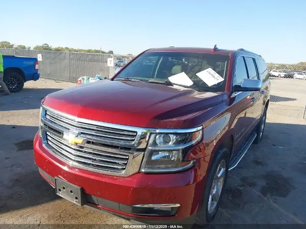 1GNSCJKC0GR445123 2016 CHEVROLET SUBURBAN - Image 2